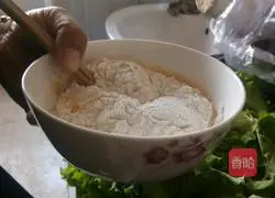 Illustration of how to make egg pancakes 3