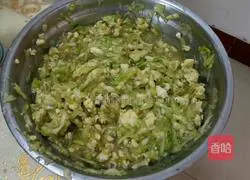 Illustration of how to make wild rice squash pie 3