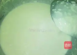 Illustration of how to make sweet pancakes 1