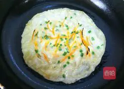 Illustration of how to make carrot and scallion pancakes 10