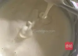 Illustration of how to make cream cupcakes 3