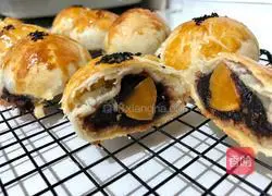 Illustration of how to make egg yolk cake 25