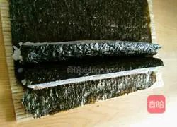 Illustration of making square pattern sushi 5