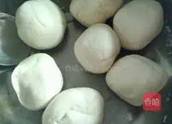 Illustration of making jam cake 2