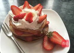 Strawberry Waffle Recipe Illustration 8