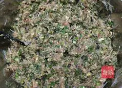 Pork Vermicelli Pie Recipe Illustration 3