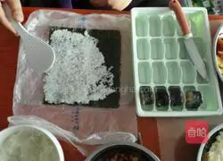 Illustration of how to make original sushi 3