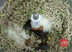 Illustration of how to change beef balls into pancakes 2