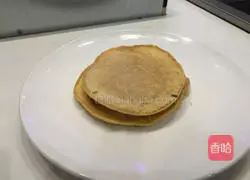 Apple egg pancake, nutritious and healthy recipe illustration 5