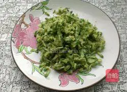 Sophora flower minced pork cake recipe 2