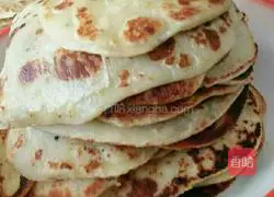 Illustration of how to make yam pancakes 8