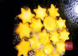 Detailed explanation of crispy and delicious smiling potato pancakes, with illustrations of how to make tomato sauce 4