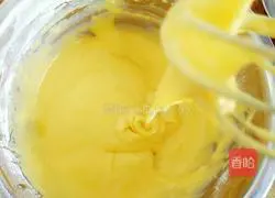 Illustration of how to make six-inch heart-shaped chiffon cake 6