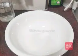 Illustration of making glutinous rice waffles for breakfast machine 1