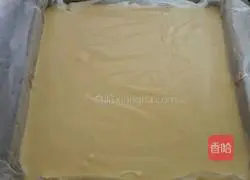 Illustration of how to make orange jam cake roll 13