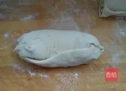 Illustration of how to make butter and green onion cake 9