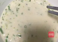 Illustration of how to make scallion egg pancake 3