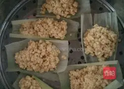 Illustration of how to make steamed corn cakes 5