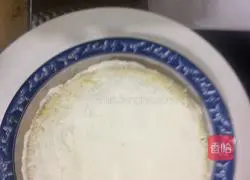 Illustration of how to make fruit cream cake 7