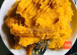 Egg Yolk Crisp (Sweet Potato Version) Illustration 3