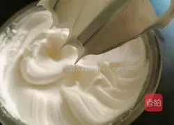 Cow Pattern Cake Roll Recipe Illustration 12