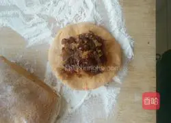 Illustration of how to make sweet potato and sesame cake 3