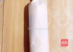 Illustration of how to make cream cake roll 14