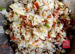 Illustration of how to make rice and egg pancakes 4