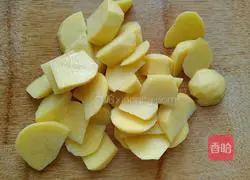 Illustration of how to make potato hash browns 3