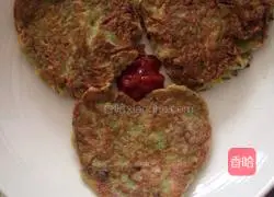 Illustration of how to make loofah egg pancake 5