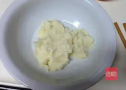 Potato and ham breakfast Illustration of how to make cakes 3