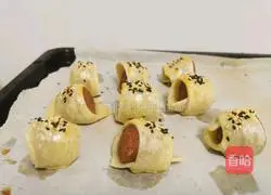 Illustration of how to make hand-made sausage cakes 9