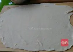 Illustration of how to make scallion pancake 3