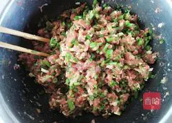 Illustration of how to make meatloaf 4