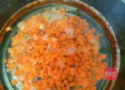 Illustration of how to make vegetable potato pancakes 4