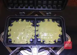 Illustration of how to make matcha waffles 6