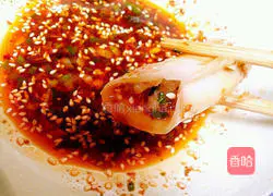 Illustration of how to make pot stickers 16