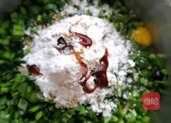 Illustration of how to make chive tofu cake 11