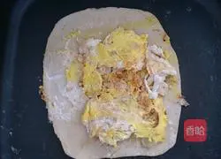 Illustration of how to make shrimp and egg burritos 6