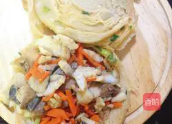 Illustration of how to make spicy scallion pancake 17