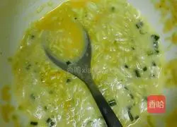 Zucchini and egg pancakes Illustration of how to do it 1