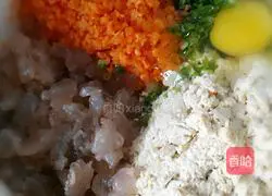 Illustration of how to make tofu and shrimp cakes 3