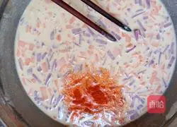 Illustration of how to make carrot, purple sweet potato and glutinous rice flour pancakes 3