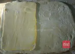 Illustration of how to make crispy bean paste cake 4
