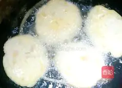 Illustration of how to make sweet potato cake 4