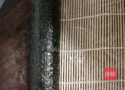 Red Dragon Fruit Banana Sushi Recipe Illustration 12