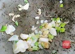 Illustration of how to make golden tofu and braised cake 7