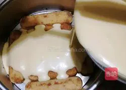 Illustration of how to make 8-inch tiramisu 13