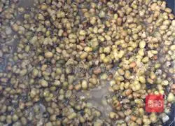 Illustration of how to make mung bean cake 3