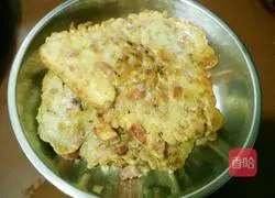 Illustration of how to make ham, vegetable and preserved egg pancakes 9